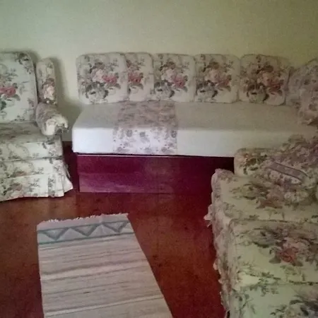 Lägenhet Olga Prínos